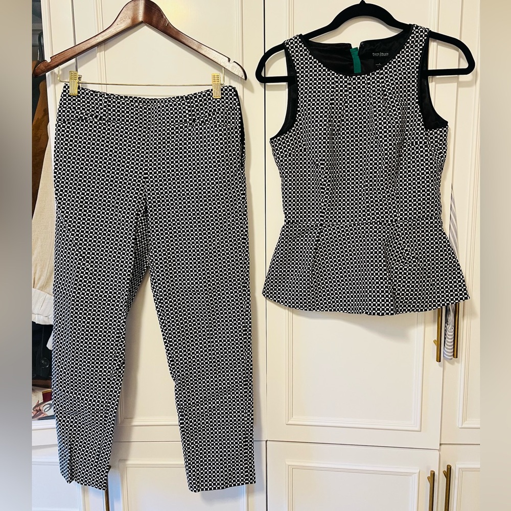 White House Black Market Dress Pants and Top Set